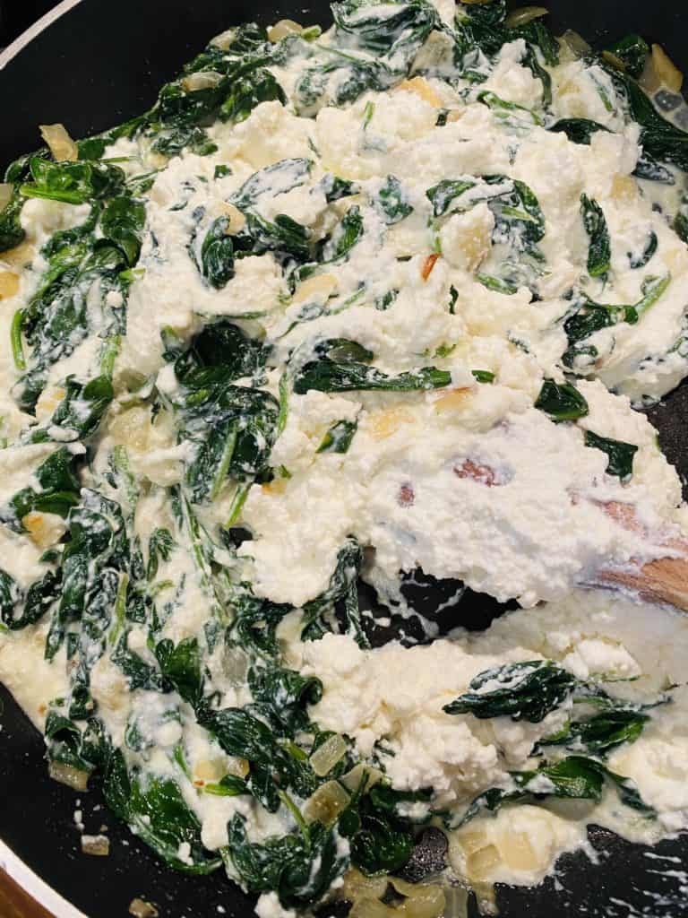 Ricotta and spinach sauce 