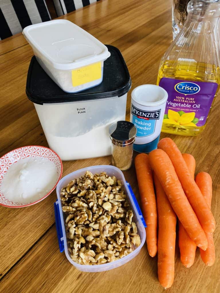 Ingredients for very moist carrot cake 