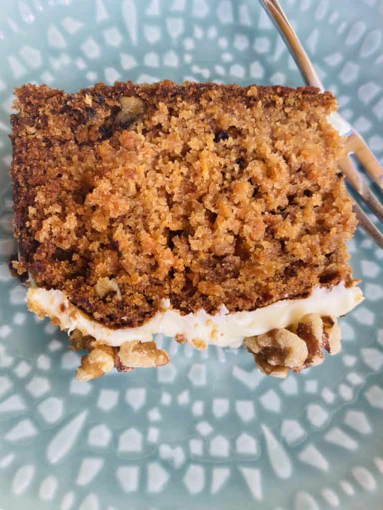Easy, moist and delicious carrot cake