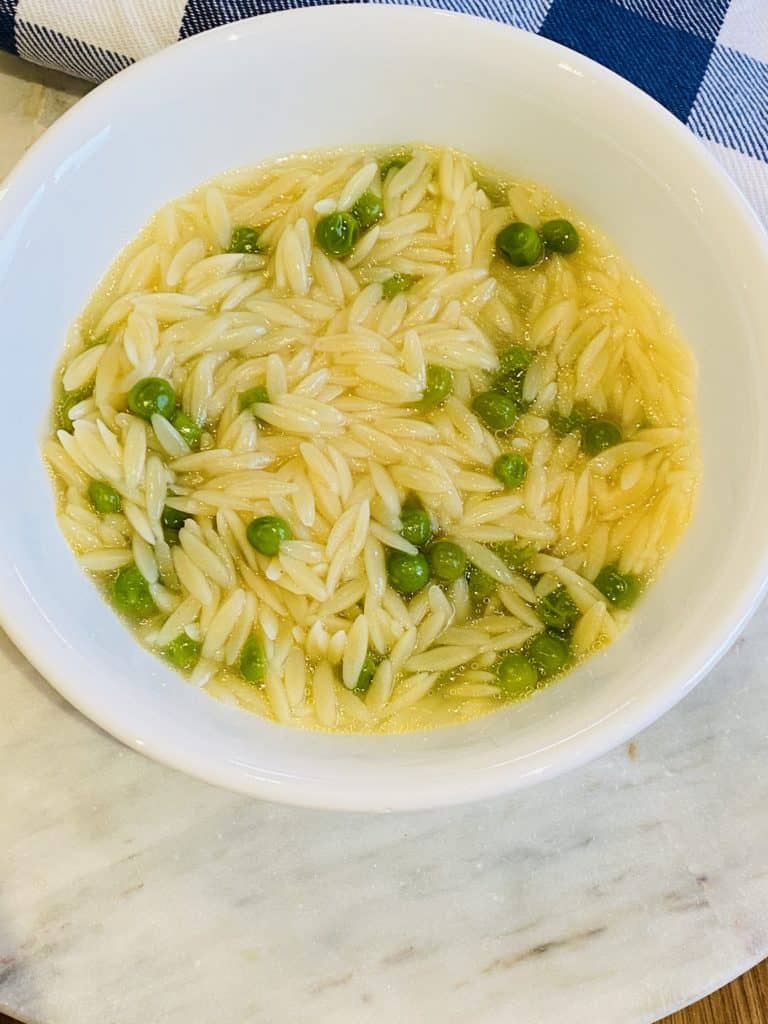 Italian Pastina with peas