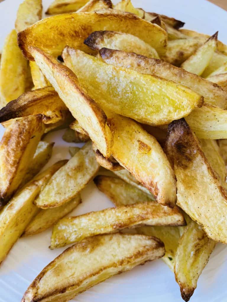 Crunchy oven baked potato chips