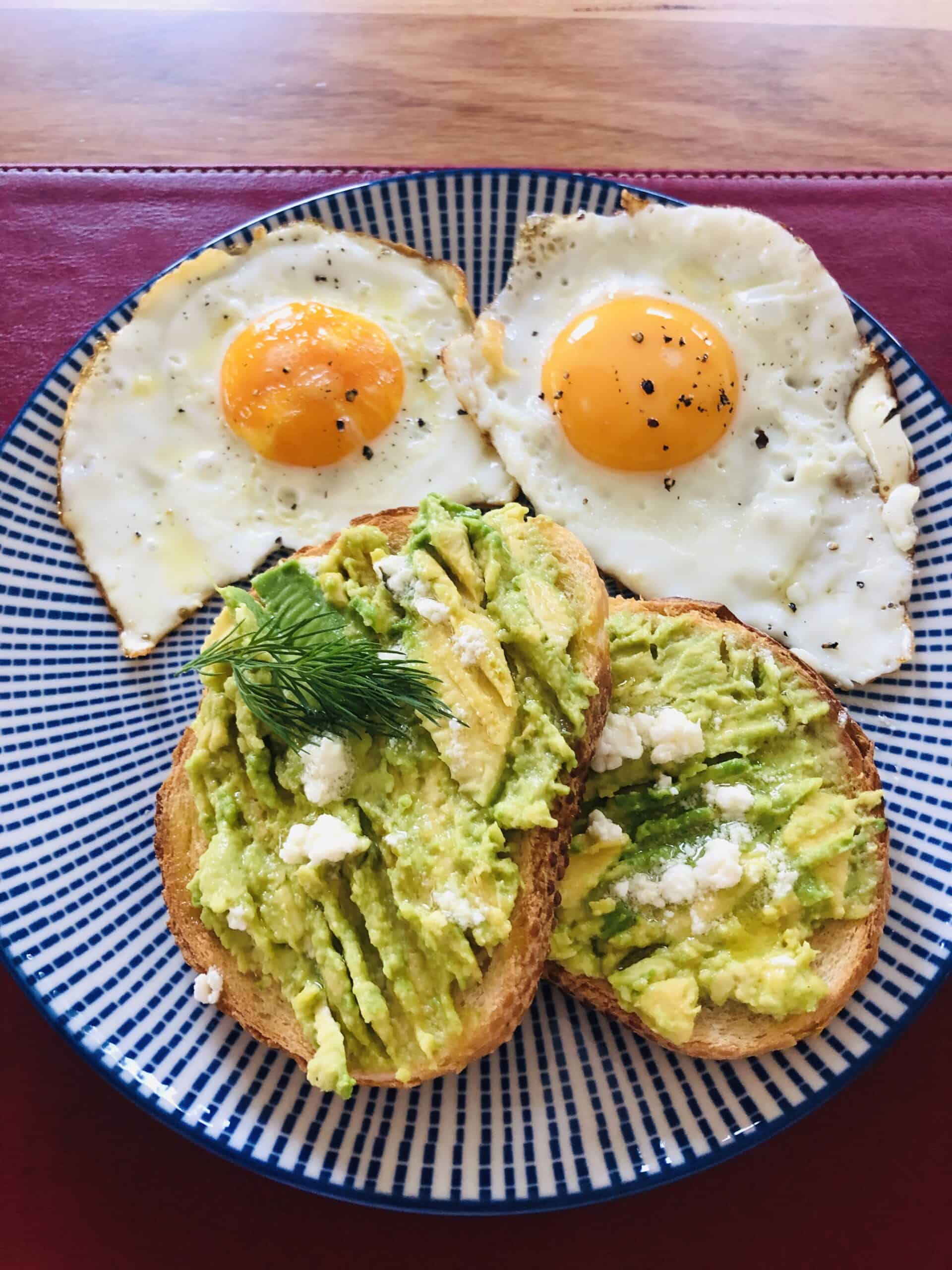 Hands down the best smashed avocado recipe