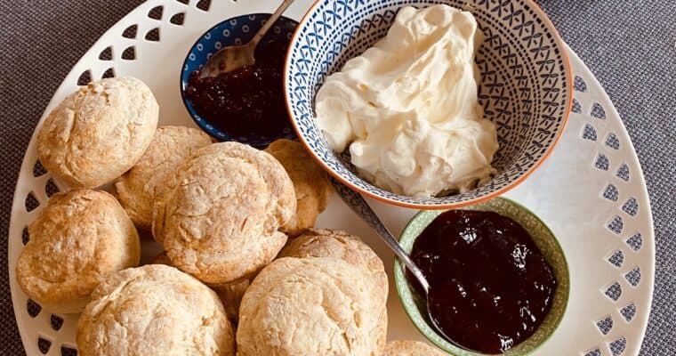 4 Ingredient Homemade Scones