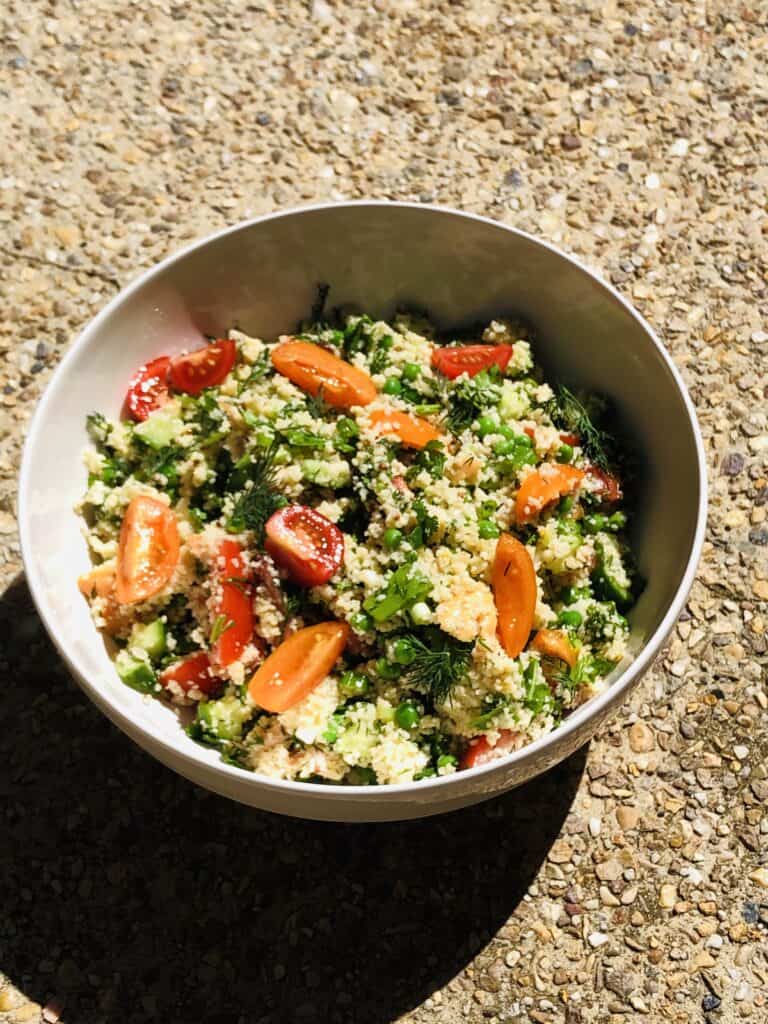 Easy couscous salad with tuna