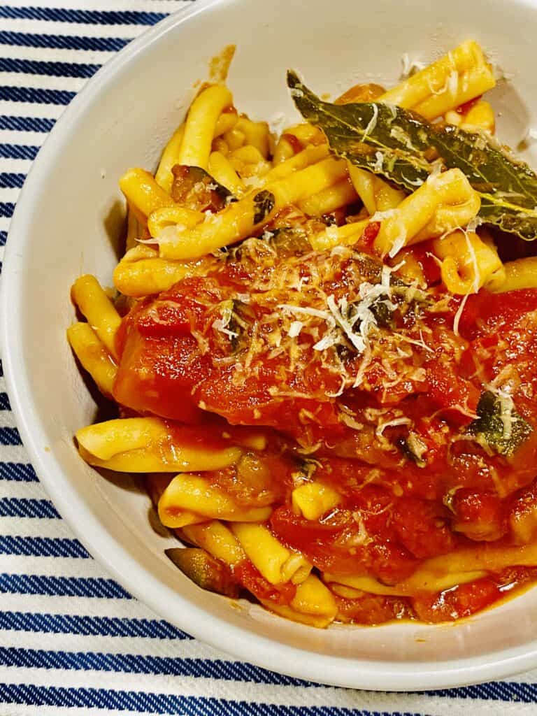 Pasta with mediterranean vegetables