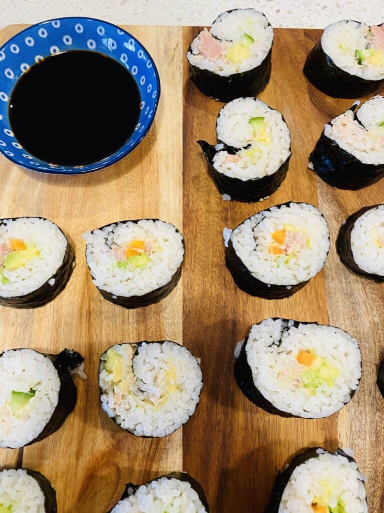 How to Make Homemade Sushi Rolls - Fifteen Spatulas