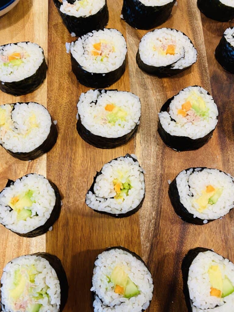 How to Make Homemade Sushi Rolls - Fifteen Spatulas