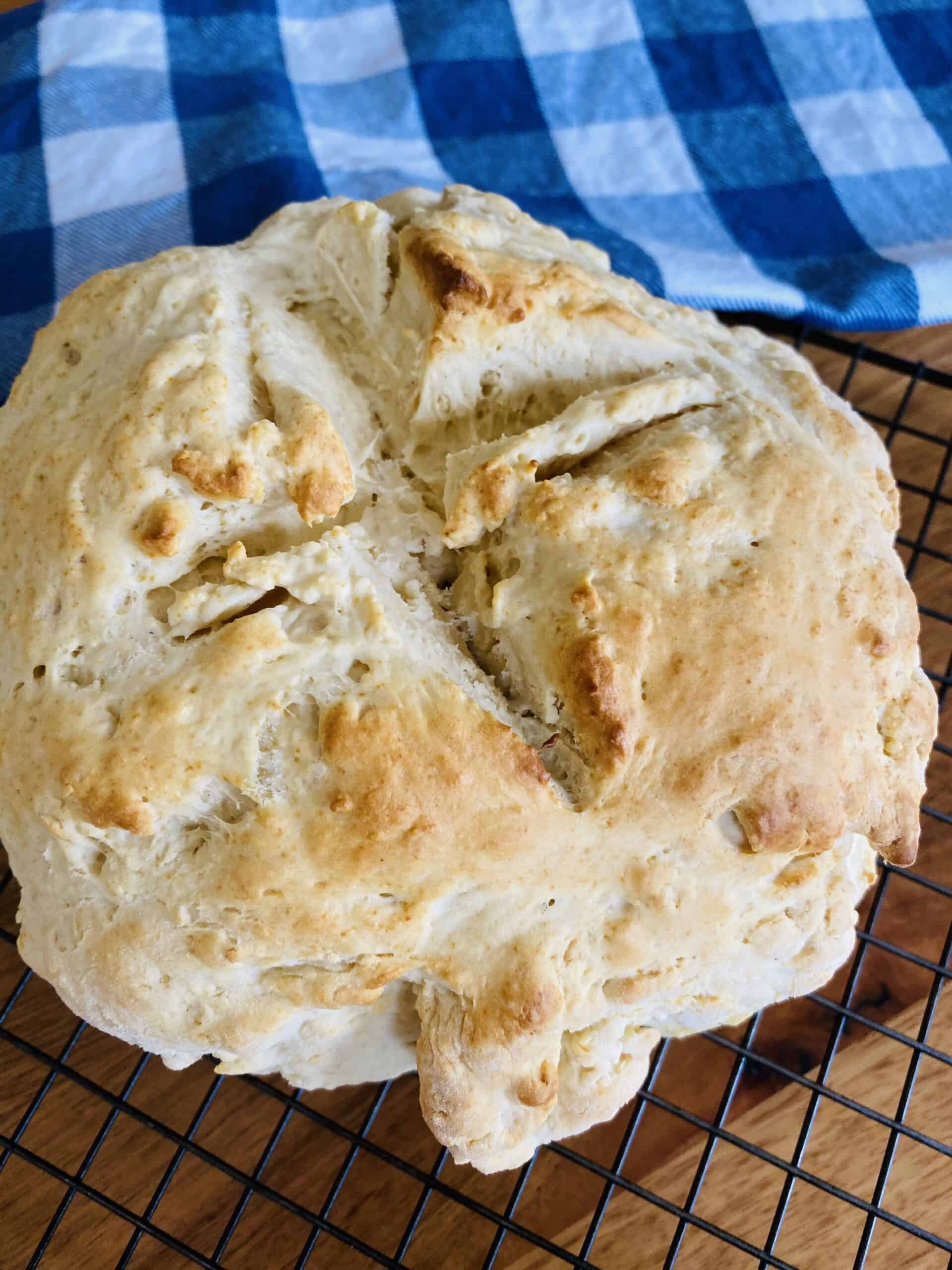 How to make traditional Aussie damper - Mrsfoodiemumma