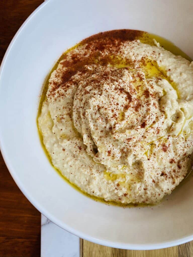 Hummus with paprika