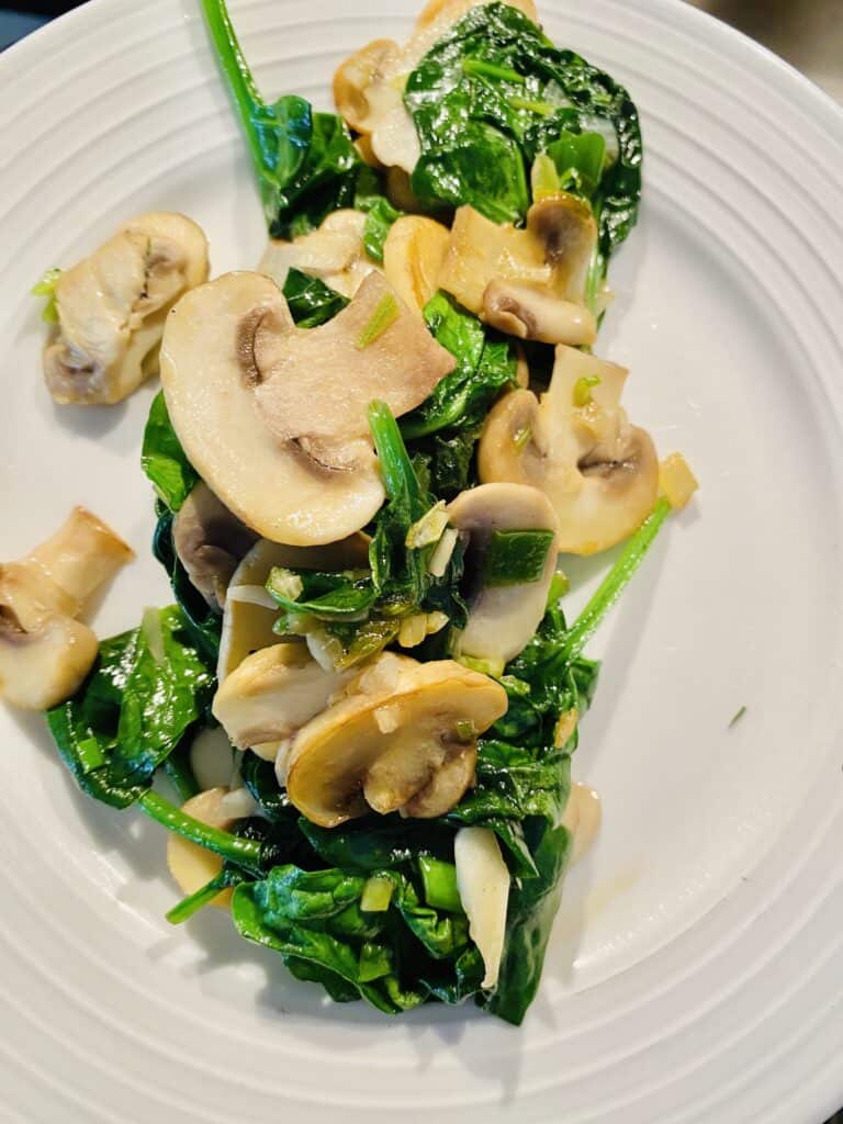 spinach and mushrooms