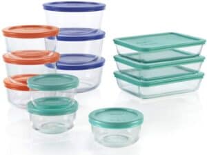 Pyrex storage containers 