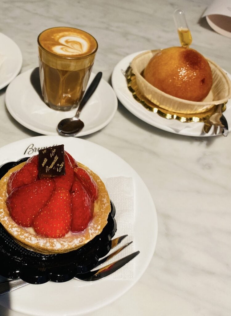 Brunetti's strawberry tart 