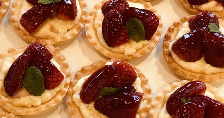 Mini Strawberry Tarts🍓
